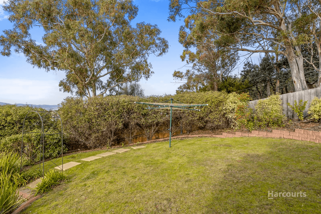 18 Jabez Crescent, LENAH VALLEY, TAS 7008