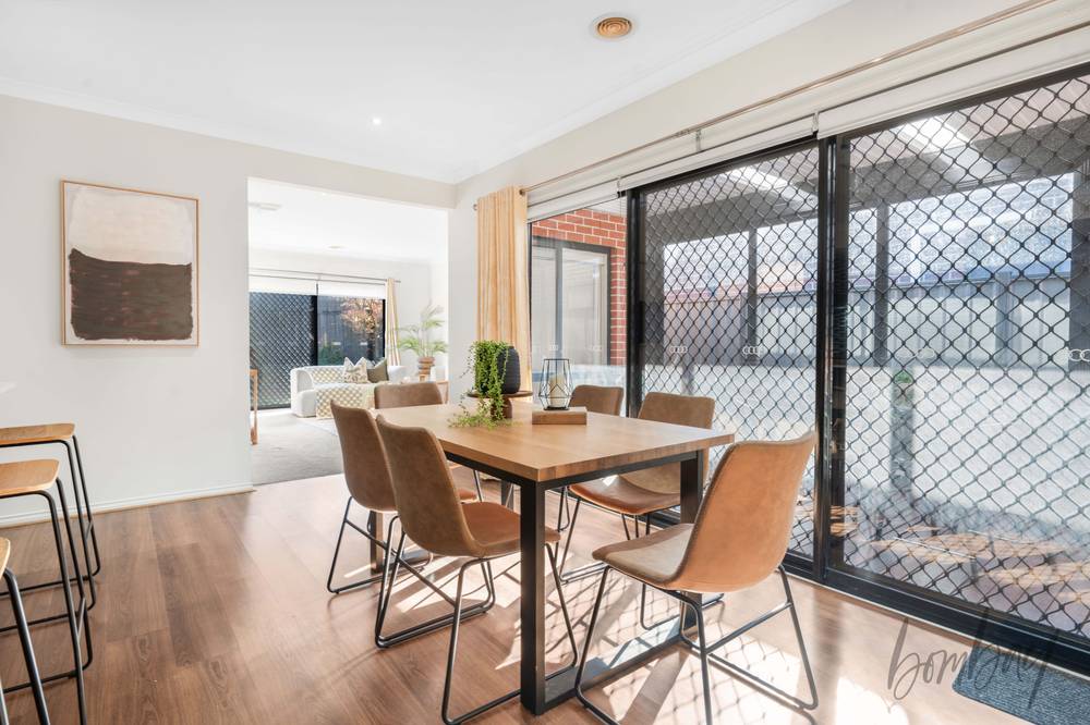 15 Loudon Circuit, CRAIGIEBURN, VIC 3064