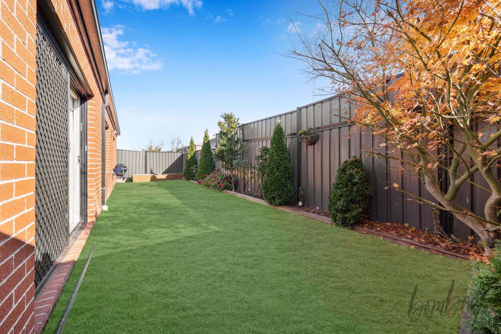 15 Loudon Circuit, CRAIGIEBURN, VIC 3064