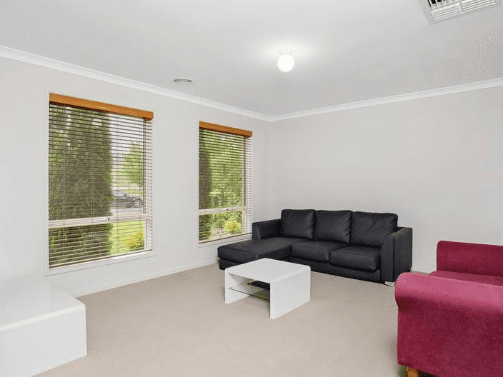 98 Yarralumla Drive, WODONGA, VIC 3690