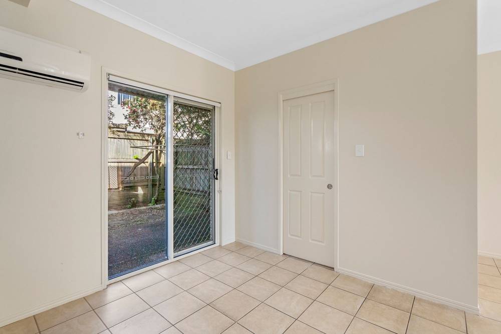 8/11 Pyranees Street, CALAMVALE, QLD 4116