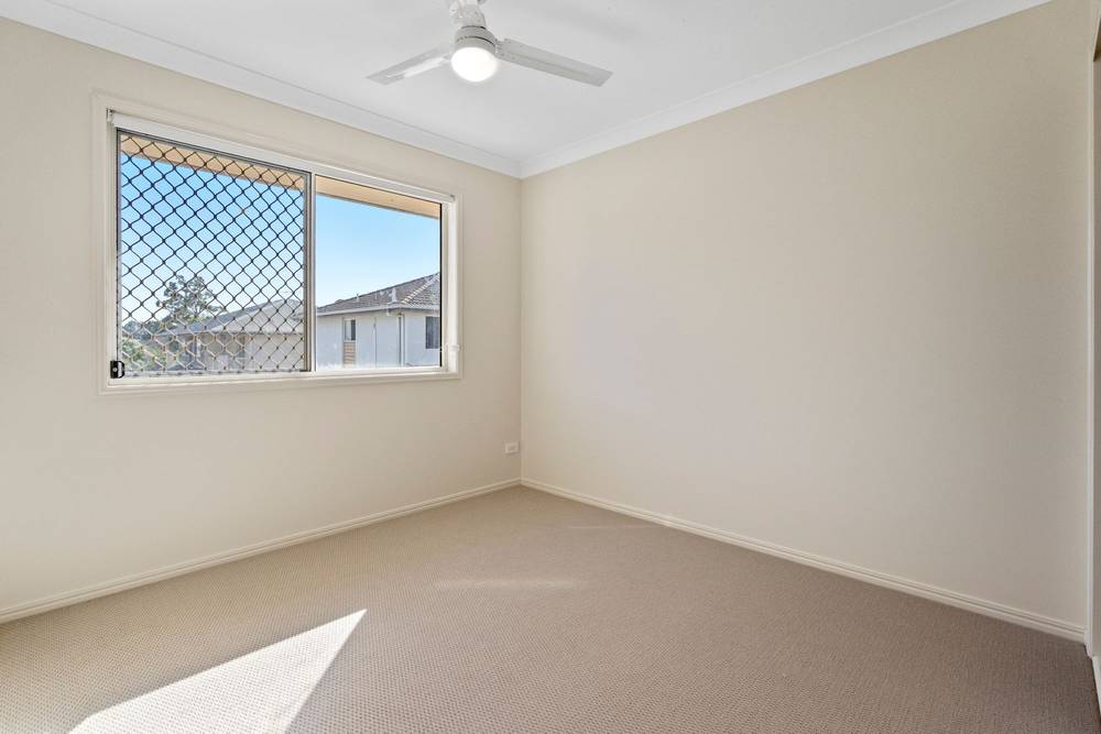 8/11 Pyranees Street, CALAMVALE, QLD 4116