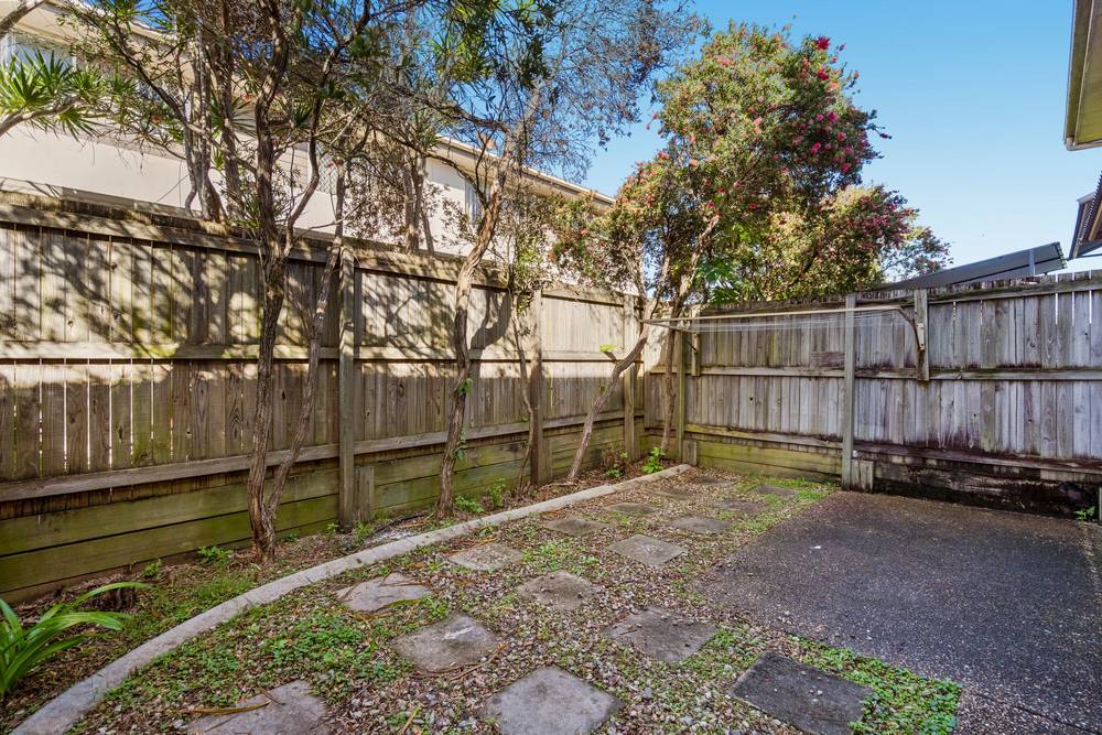 8/11 Pyranees Street, CALAMVALE, QLD 4116