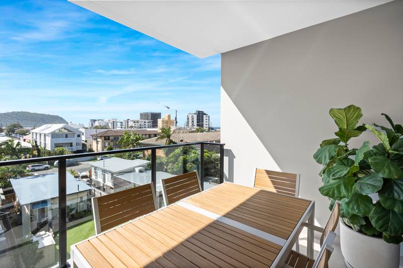 302/3-7 Twenty Fourth Avenue, PALM BEACH, QLD 4221