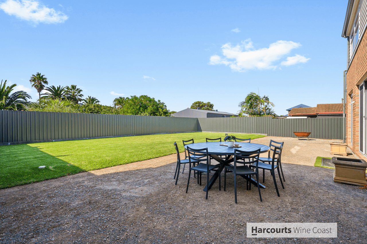 25 Albany Avenue, PORT NOARLUNGA SOUTH, SA 5167