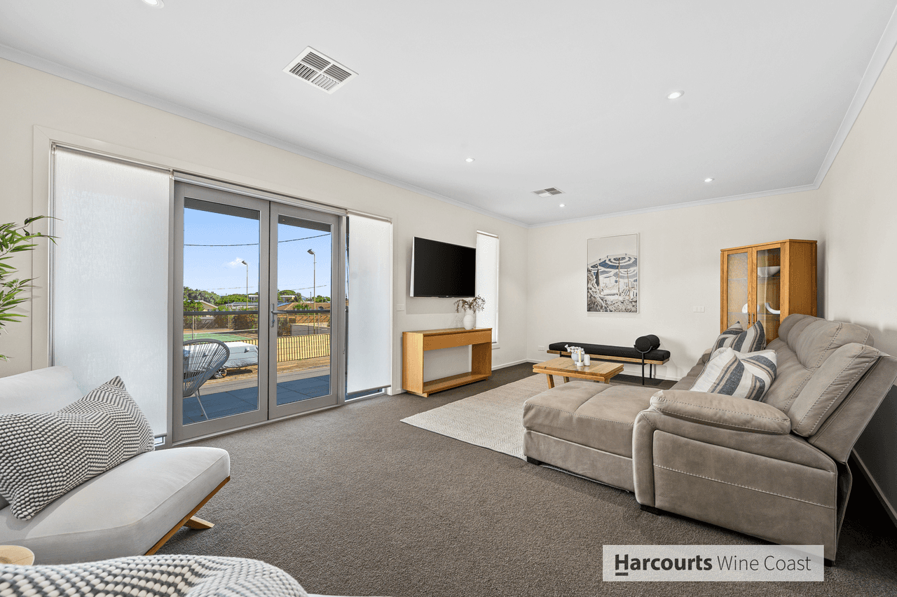 25 Albany Avenue, PORT NOARLUNGA SOUTH, SA 5167