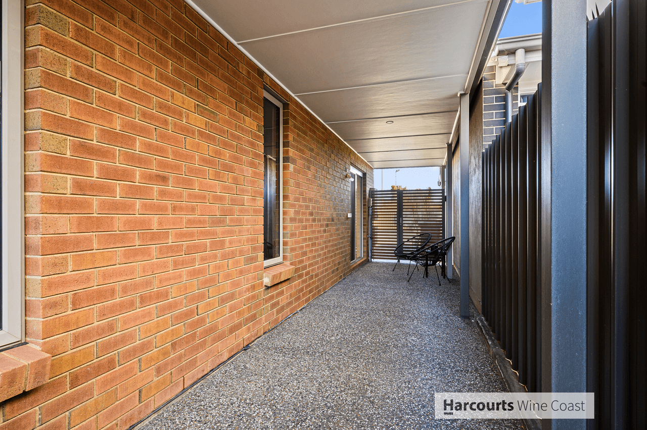 25 Albany Avenue, PORT NOARLUNGA SOUTH, SA 5167