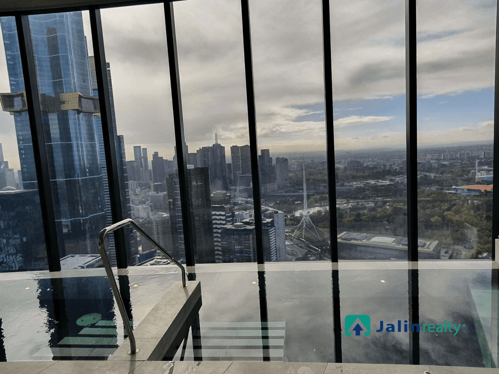 3808/11 Bale Circuit, Southbank, VIC 3006