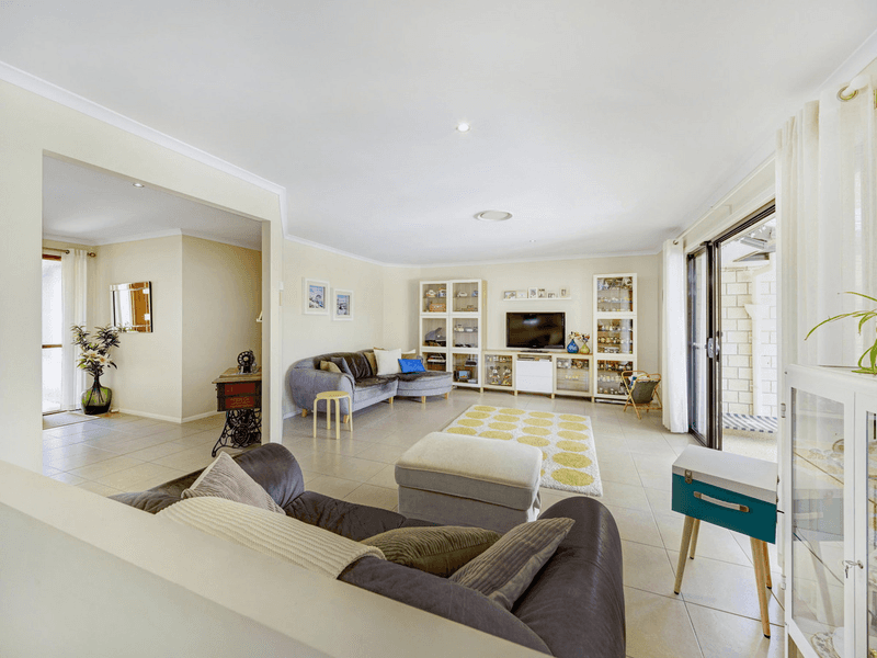 15-17 Pole Crescent, New Beith, QLD 4124