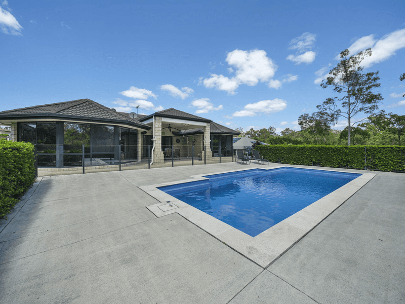 15-17 Pole Crescent, New Beith, QLD 4124