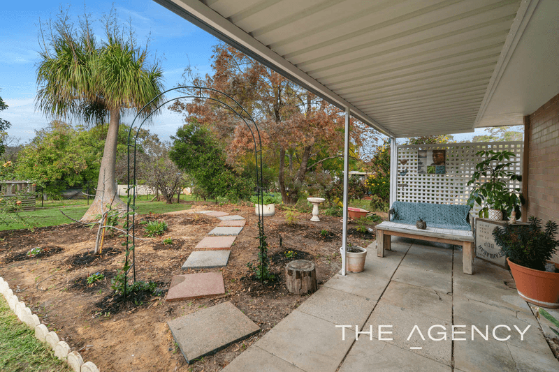 4 White Street, Mount Helena, WA 6082