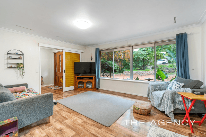 4 White Street, Mount Helena, WA 6082