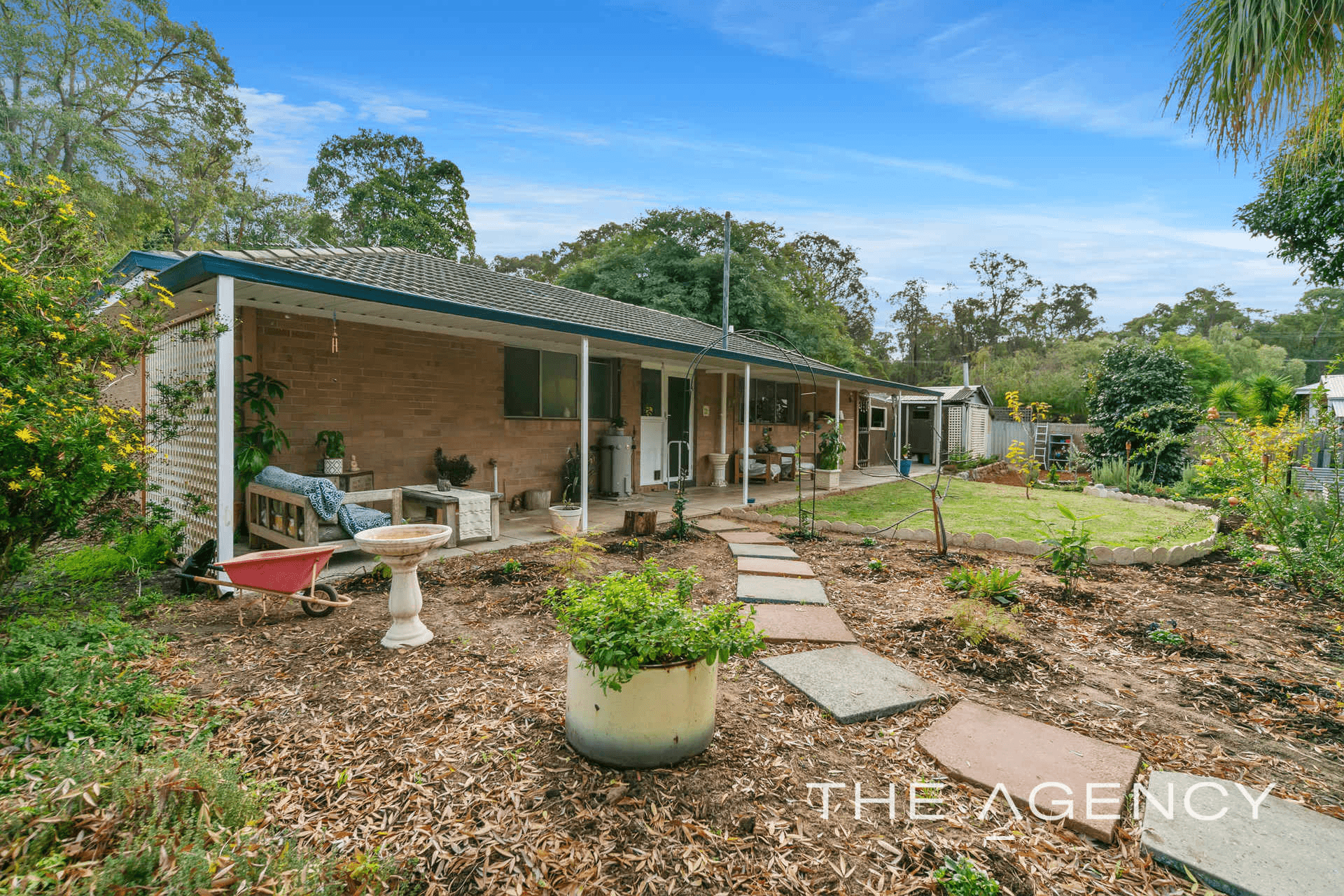 4 White Street, Mount Helena, WA 6082