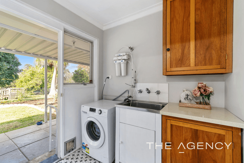 4 White Street, Mount Helena, WA 6082