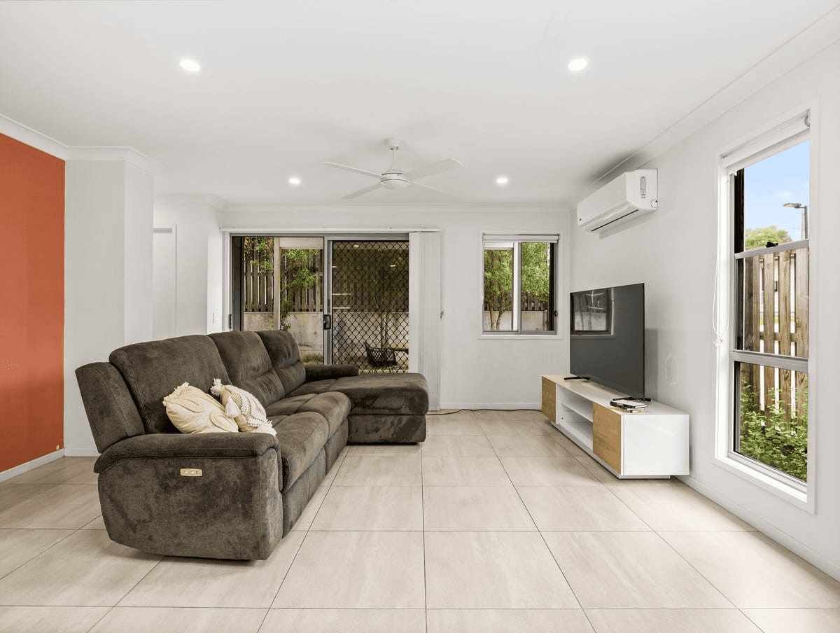 18/70 Willow Road, REDBANK PLAINS, QLD 4301