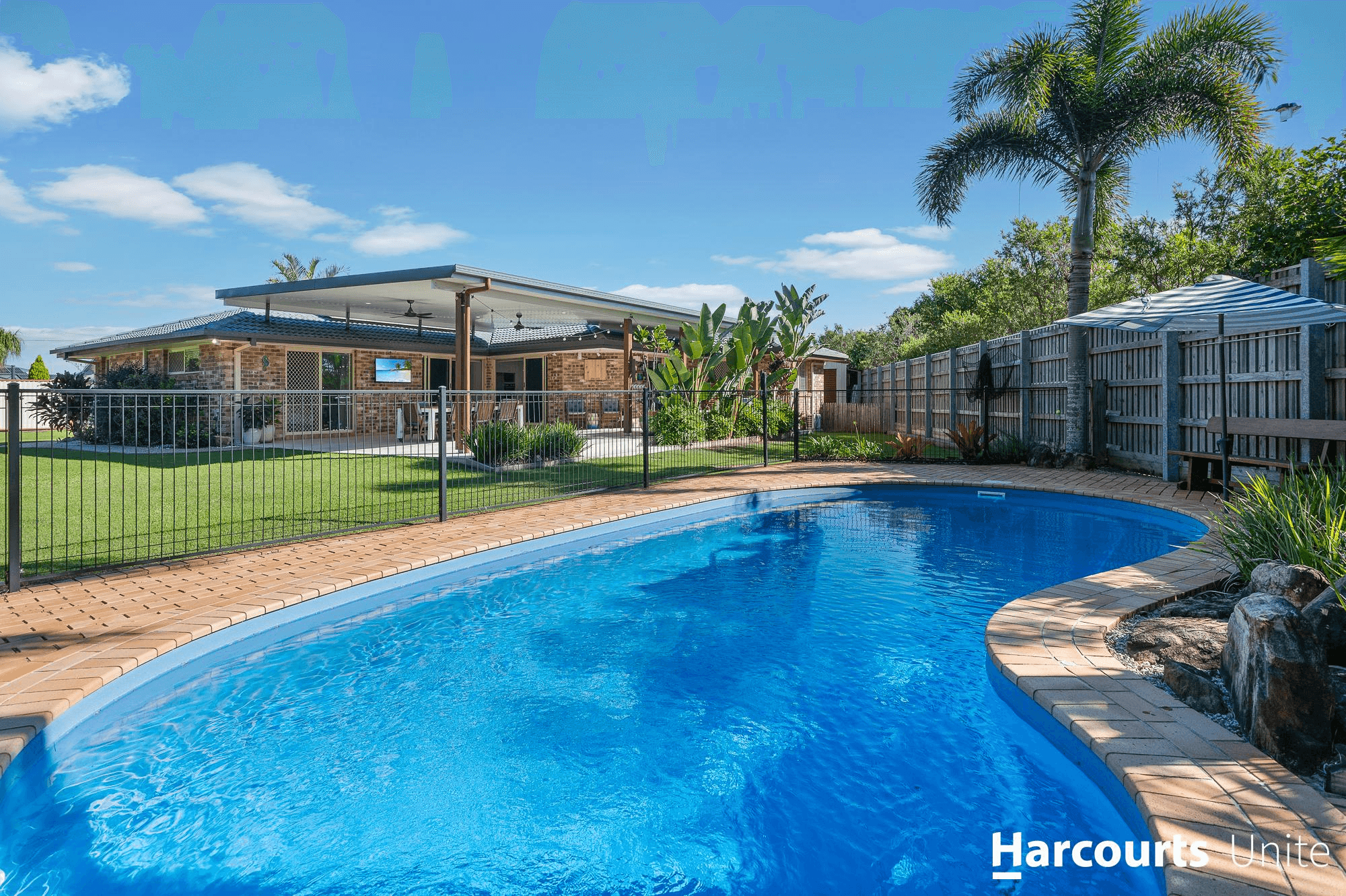 18 Camarsh Drive, MURRUMBA DOWNS, QLD 4503