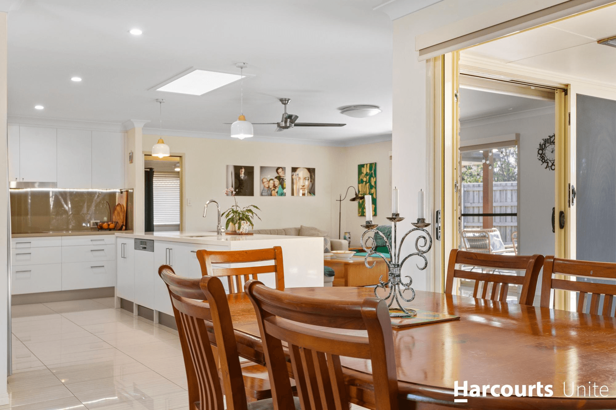 18 Camarsh Drive, MURRUMBA DOWNS, QLD 4503