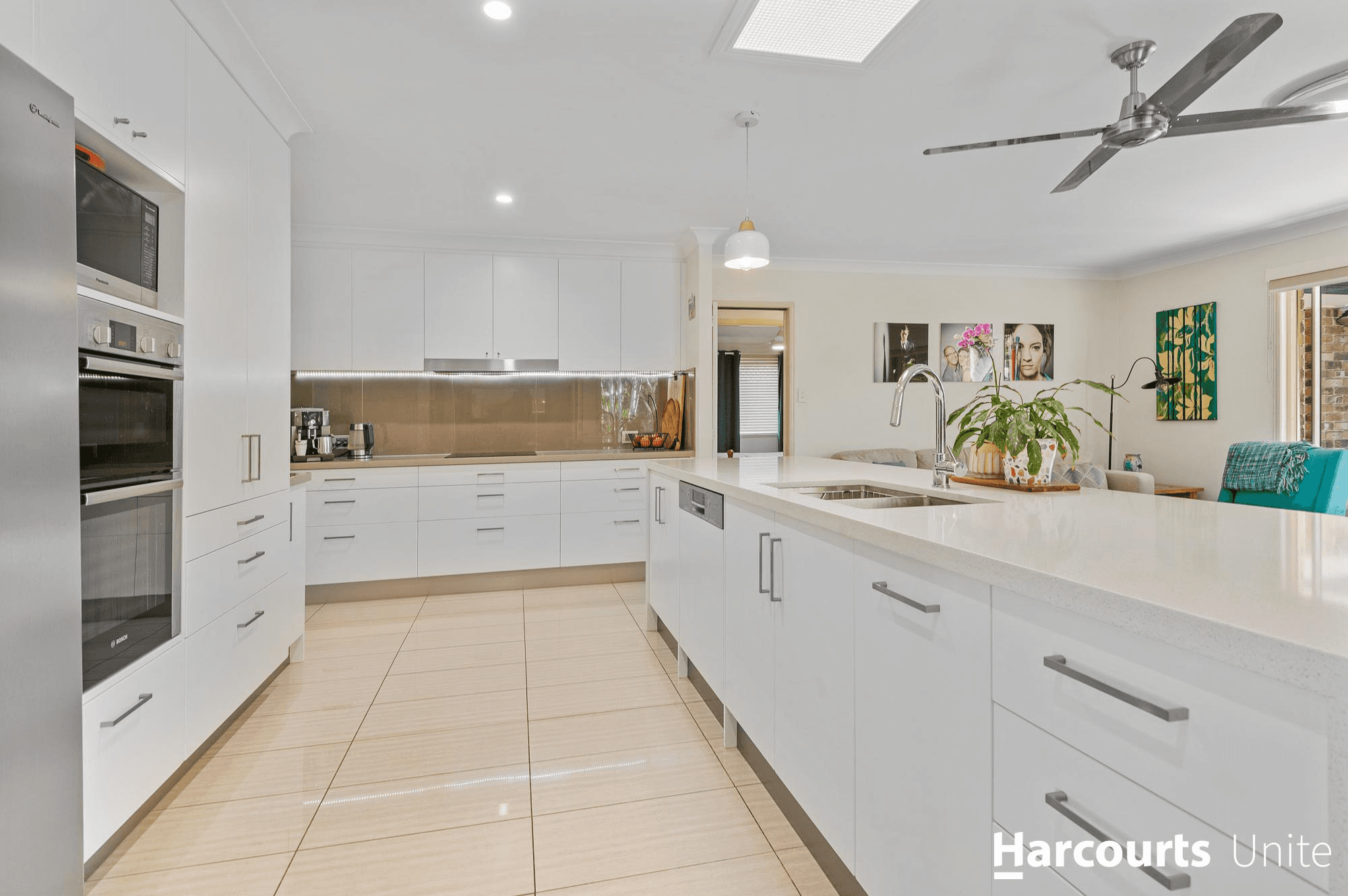 18 Camarsh Drive, MURRUMBA DOWNS, QLD 4503