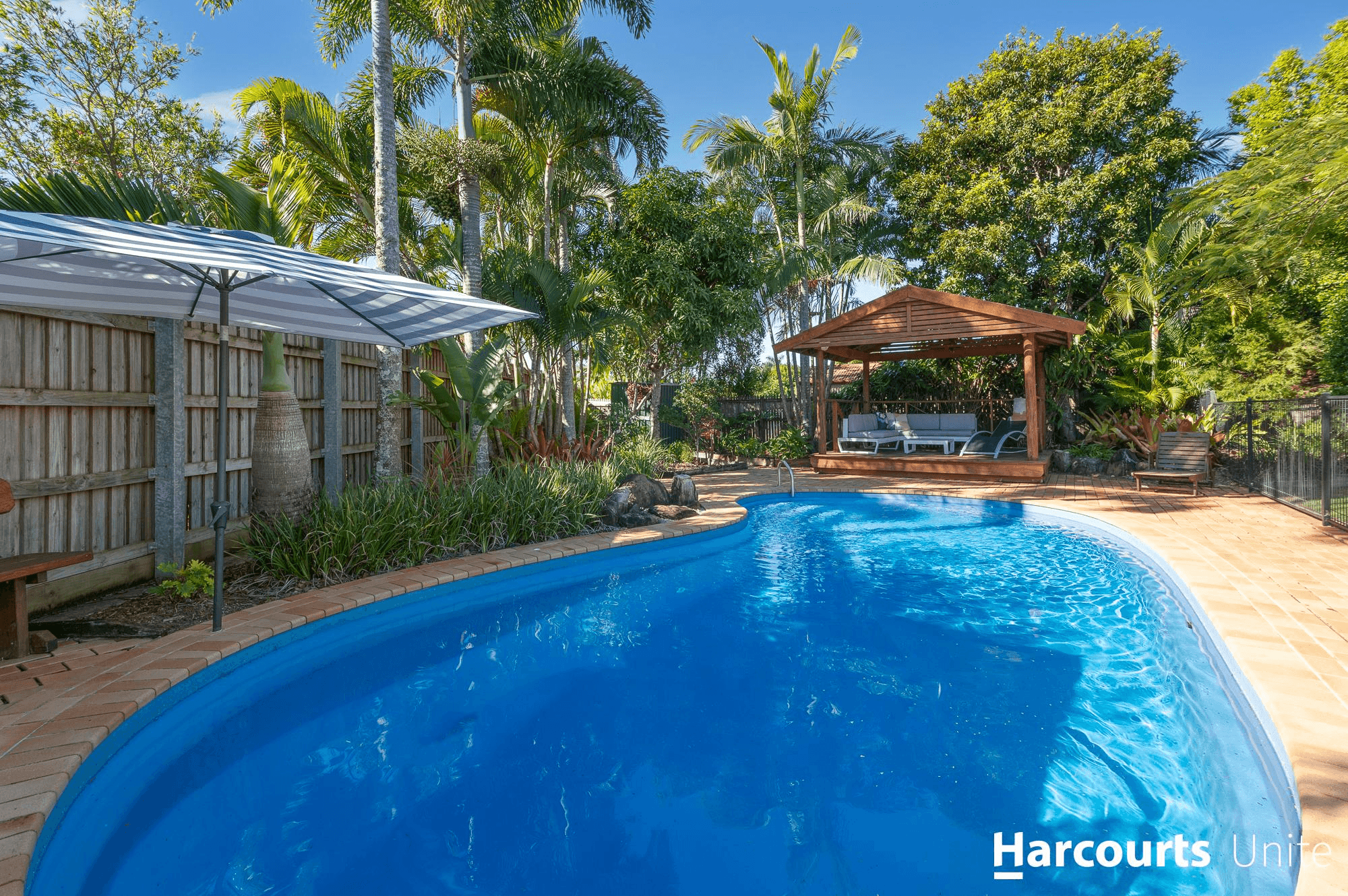 18 Camarsh Drive, MURRUMBA DOWNS, QLD 4503