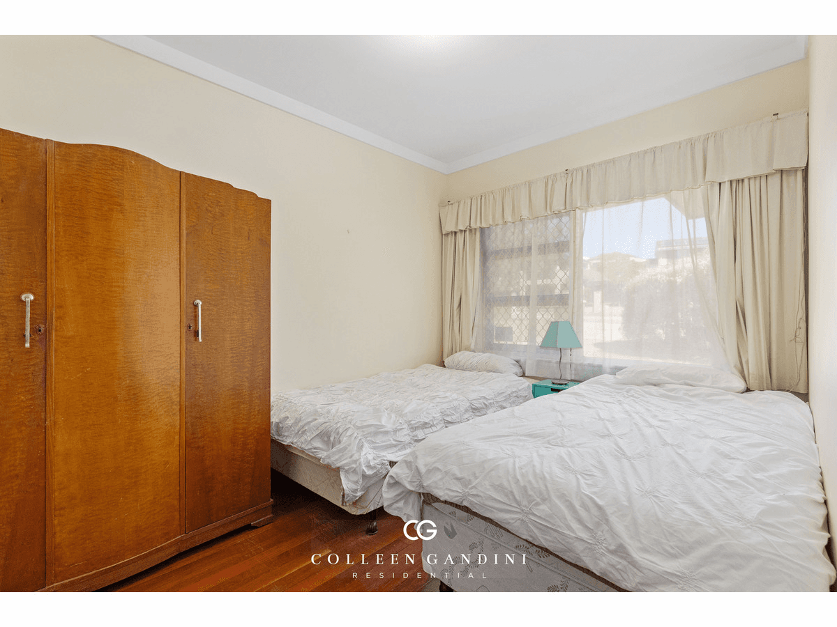 14 Coomoora Road, Mount Pleasant, WA 6153
