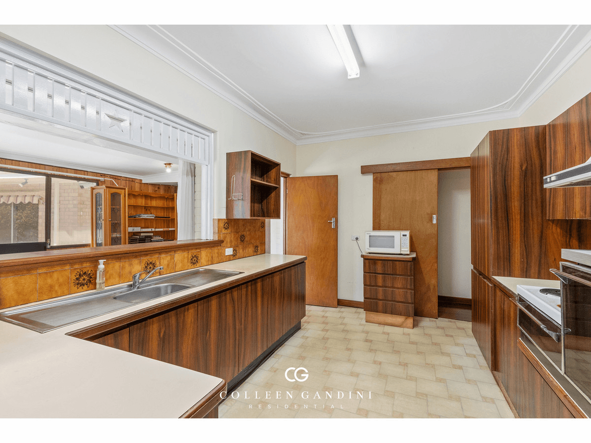 14 Coomoora Road, Mount Pleasant, WA 6153