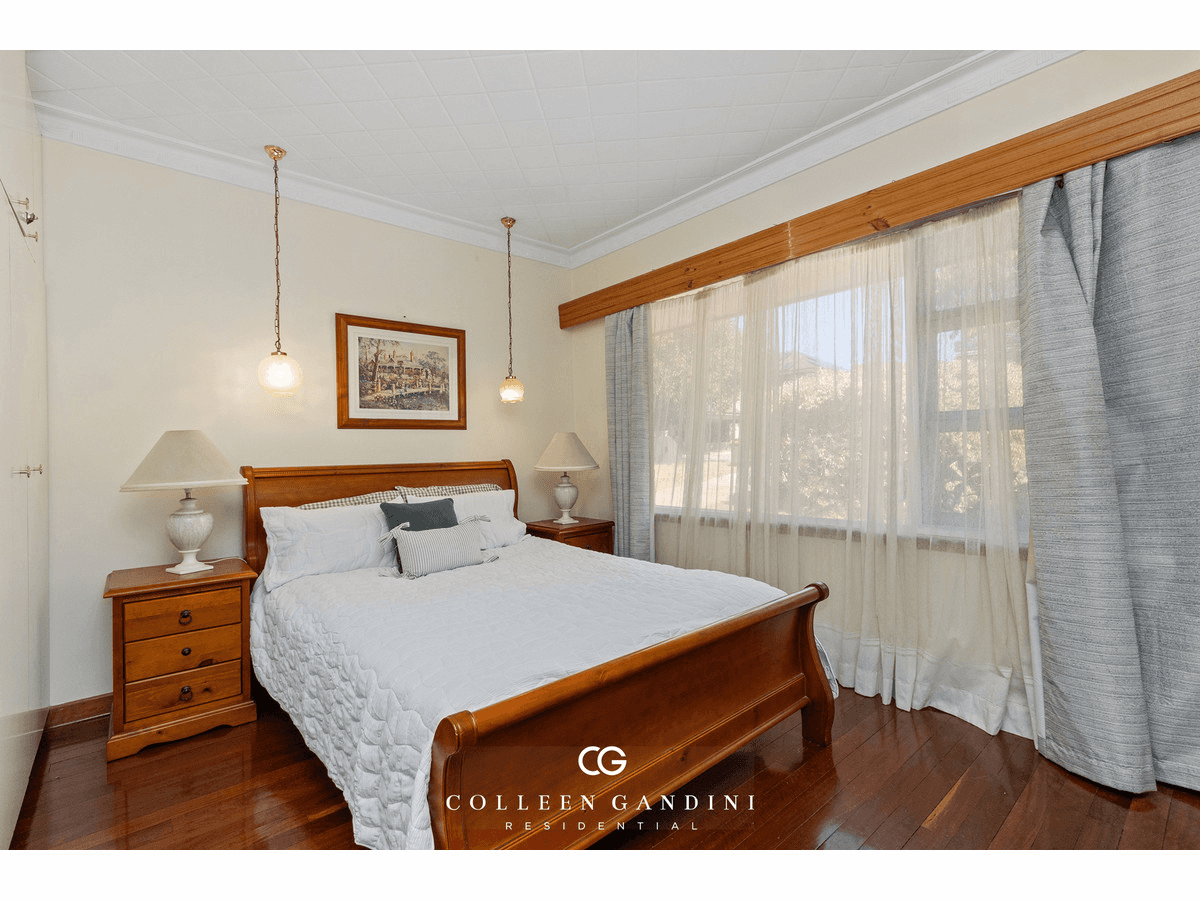 14 Coomoora Road, Mount Pleasant, WA 6153