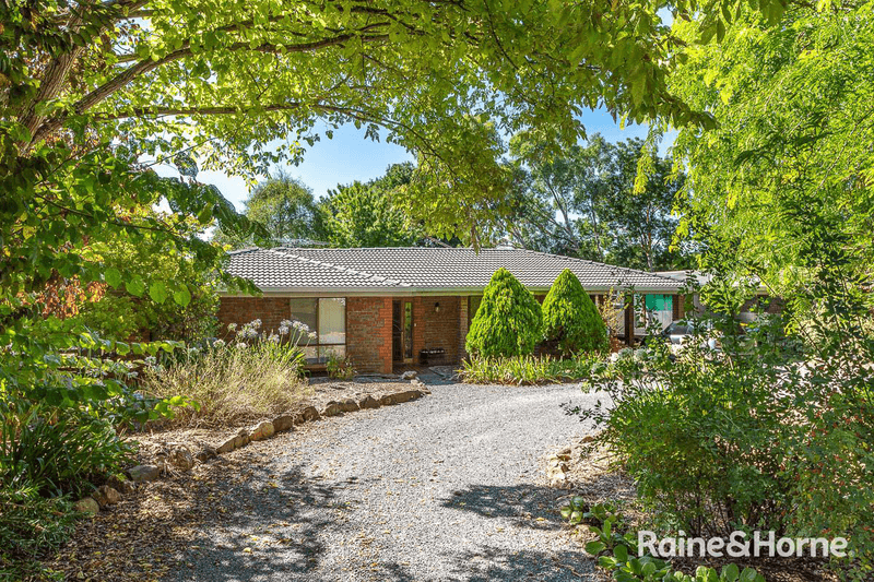 3 Bernhardt Crescent, HAHNDORF, SA 5245