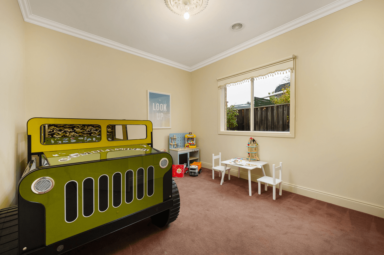 19 Scarlet Drive, BUNDOORA, VIC 3083