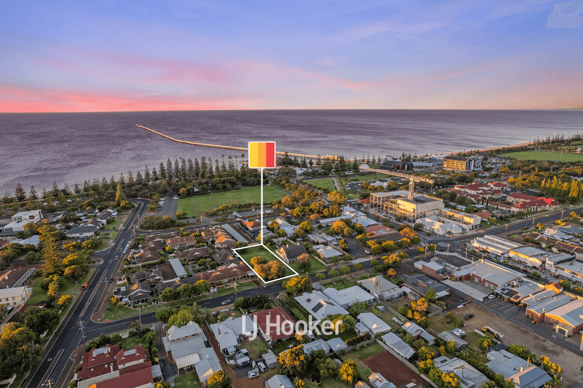 11 Adelaide Street, Busselton, WA 6280