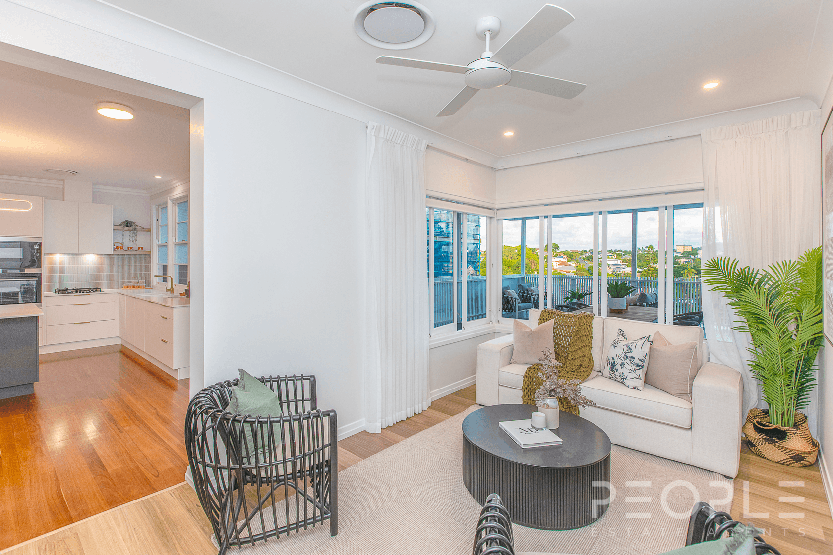 15 Kirkland Avenue, Coorparoo, QLD 4151