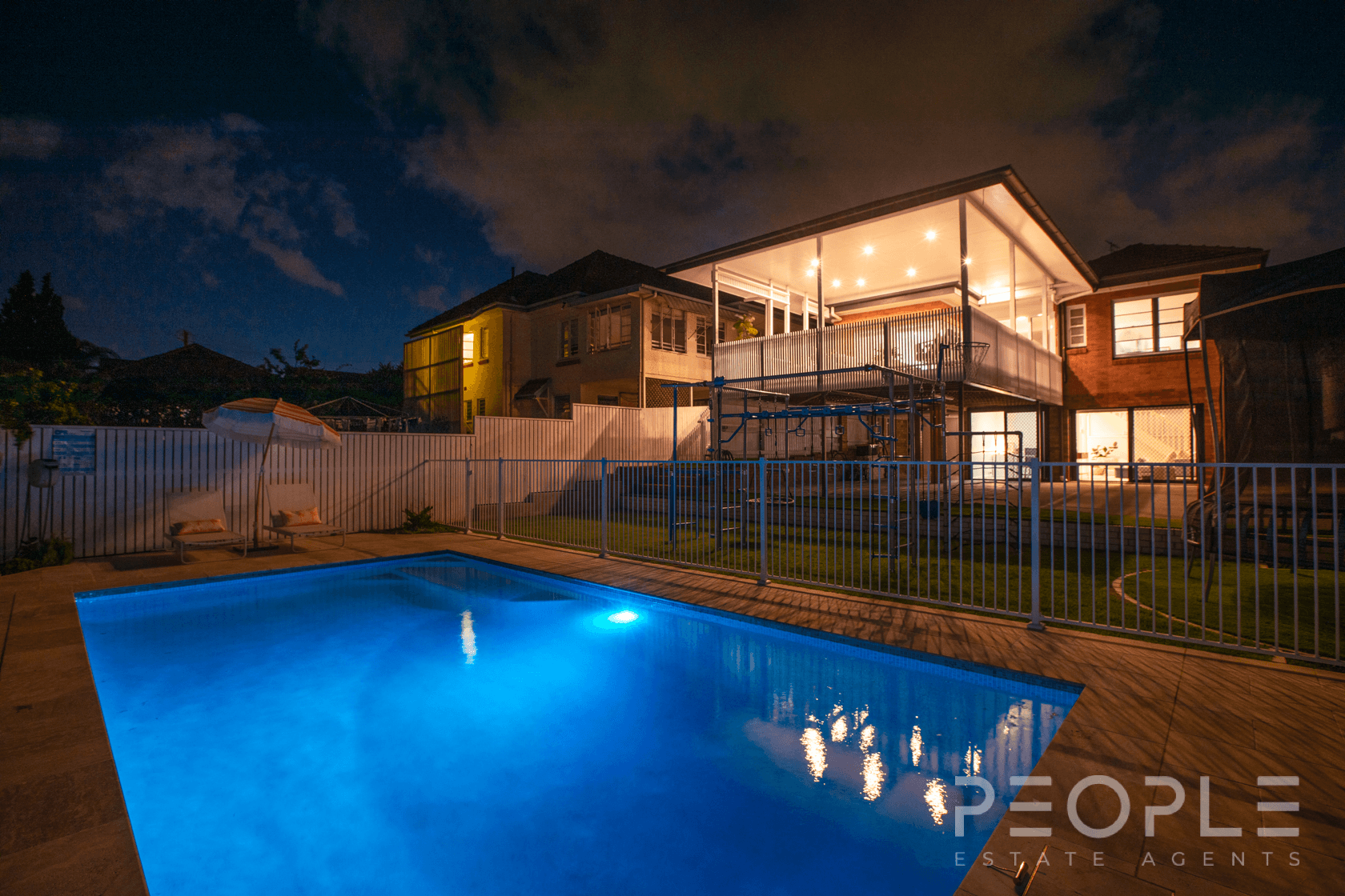 15 Kirkland Avenue, Coorparoo, QLD 4151