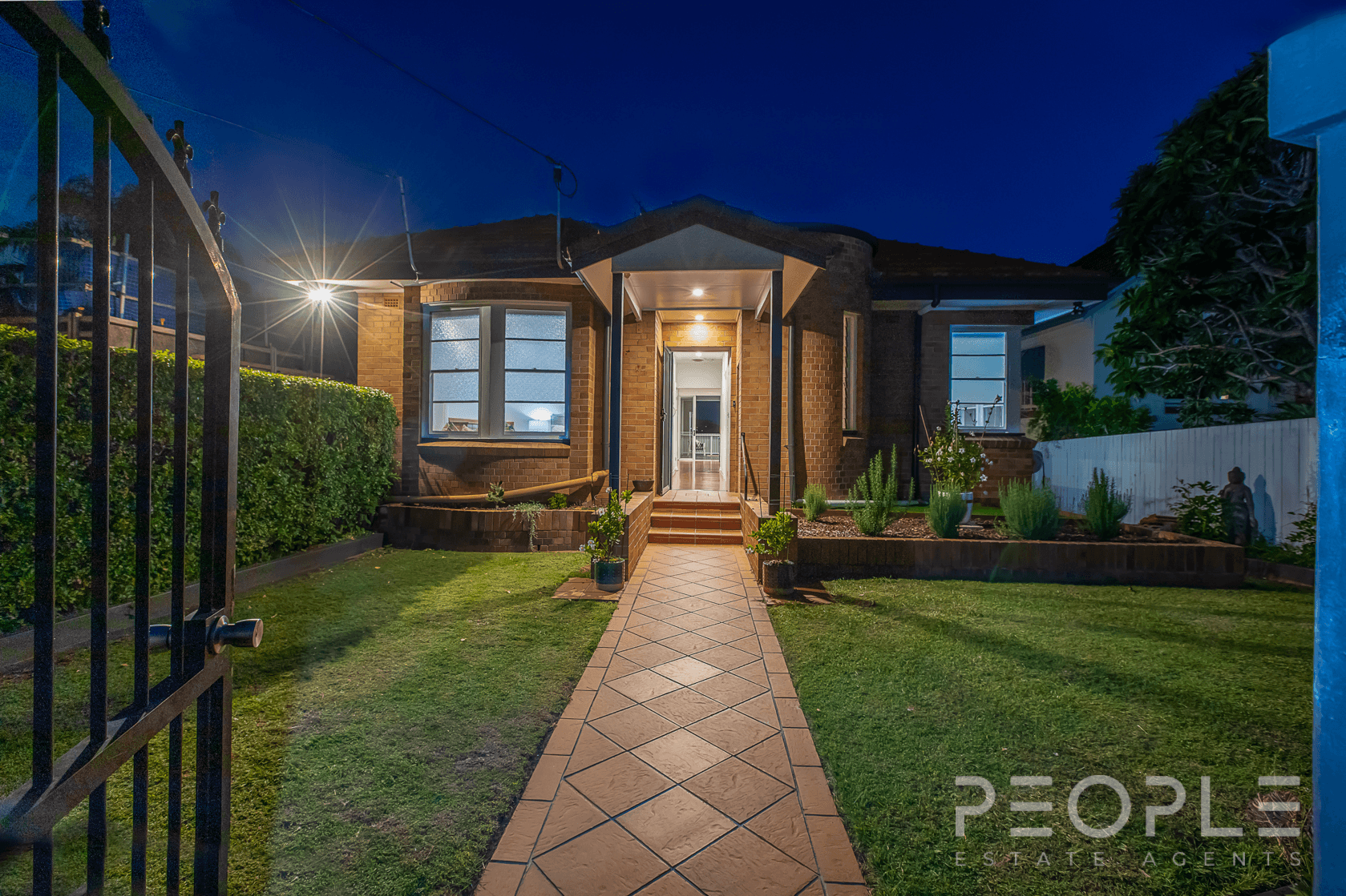 15 Kirkland Avenue, Coorparoo, QLD 4151