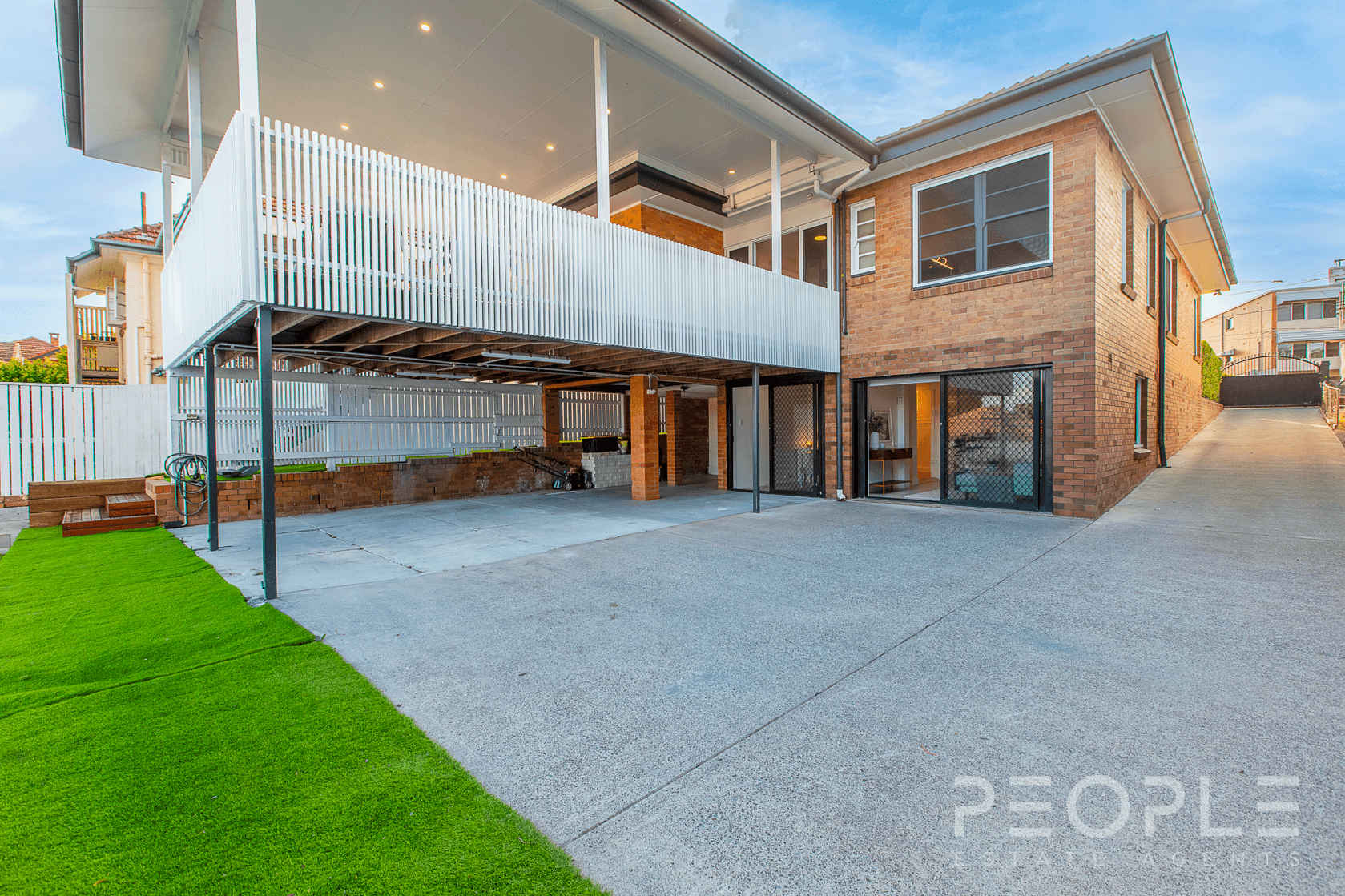 15 Kirkland Avenue, Coorparoo, QLD 4151