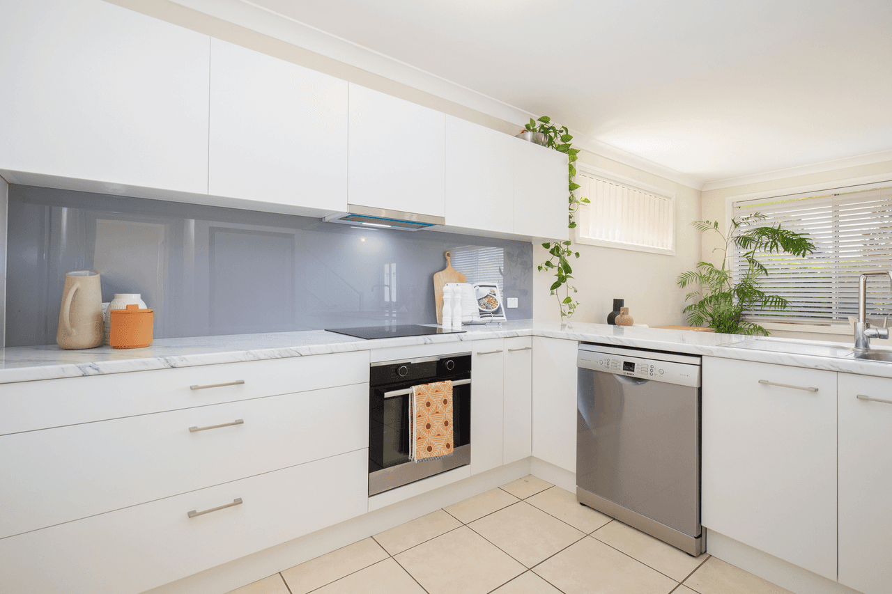 1/28 Churchill Circuit, HAMILTON SOUTH, NSW 2303