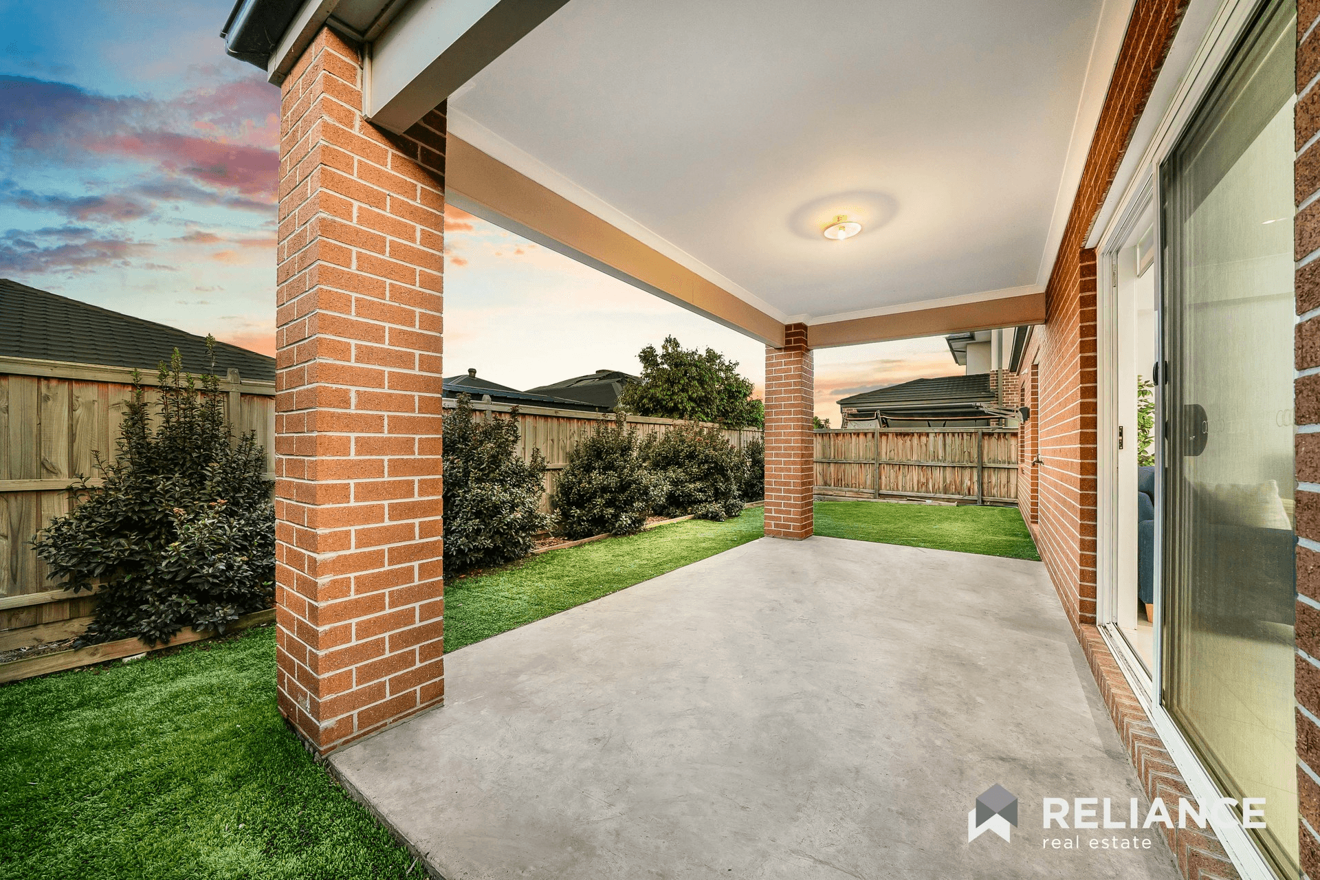 10 Kittiwake Terrace, Werribee, VIC 3030