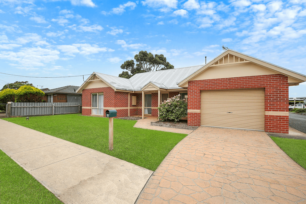 40 Clarke Street, COBDEN, VIC 3266