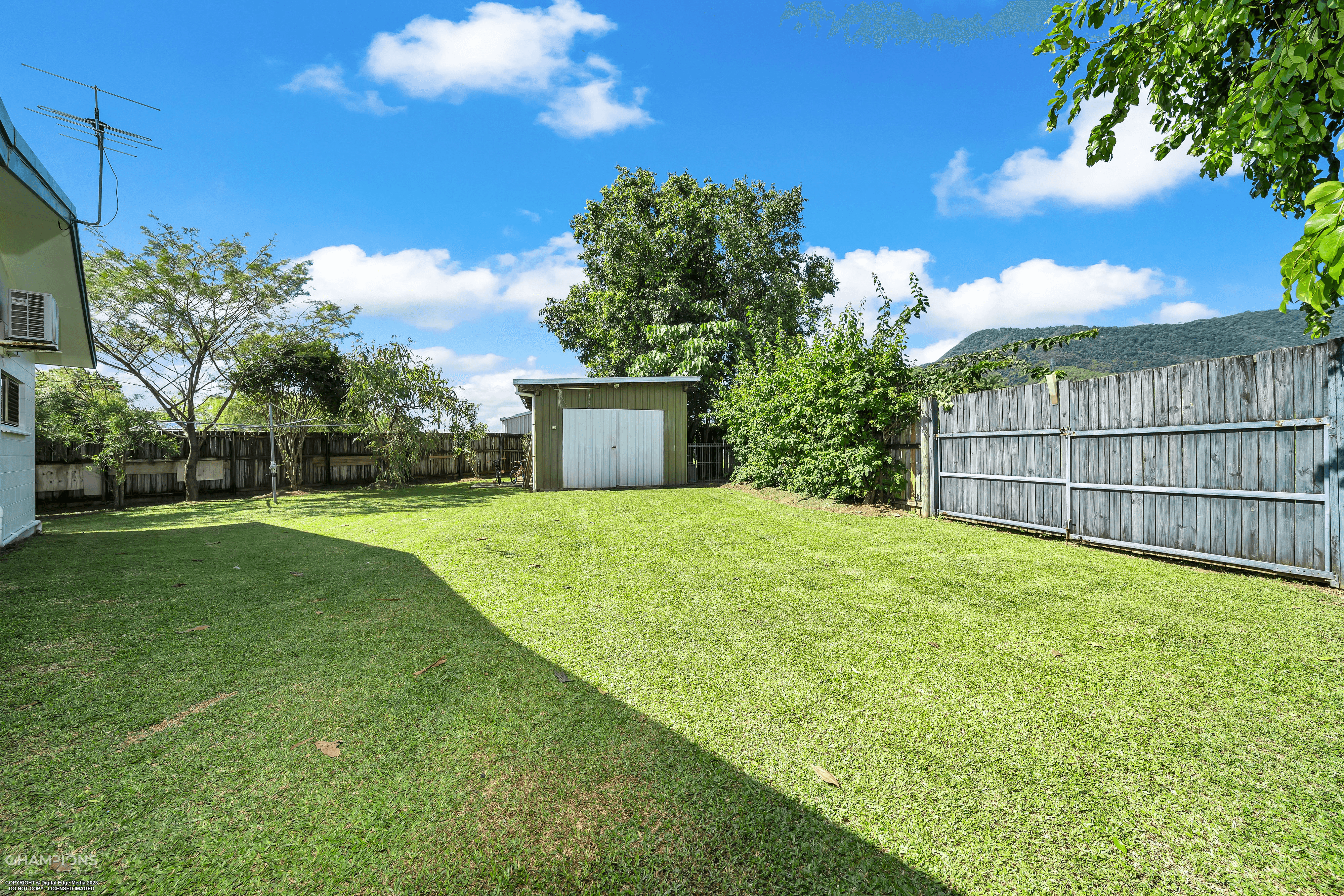 11 Beth Close, WOREE, QLD 4868