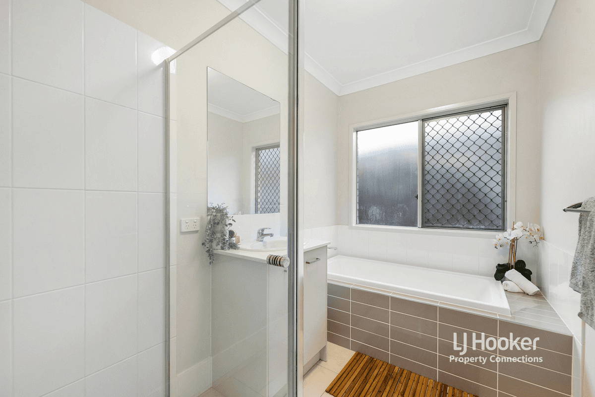 231 Ridley Road, Bridgeman Downs, QLD 4035