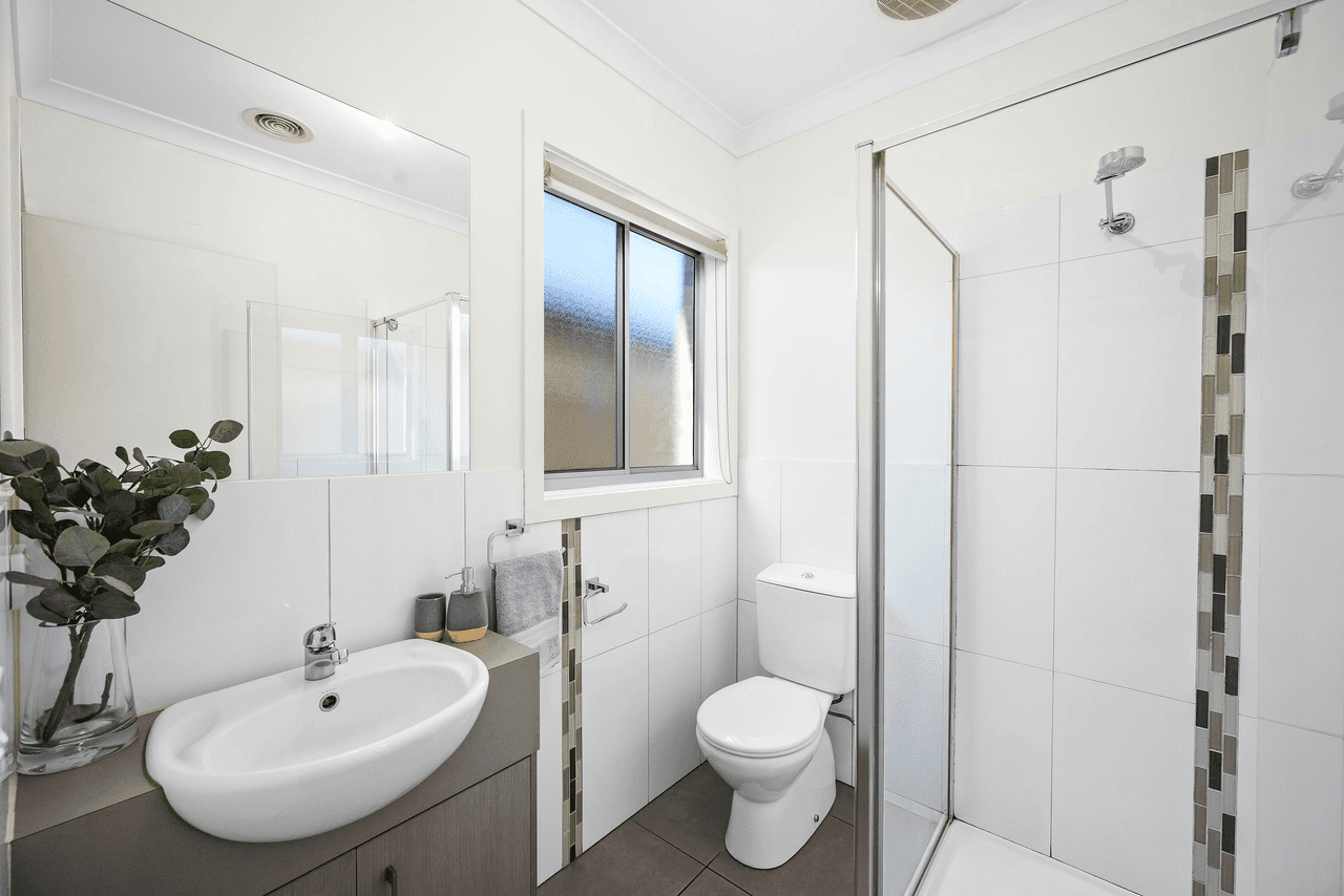 11 Intervale Drive, Avondale Heights, VIC 3034