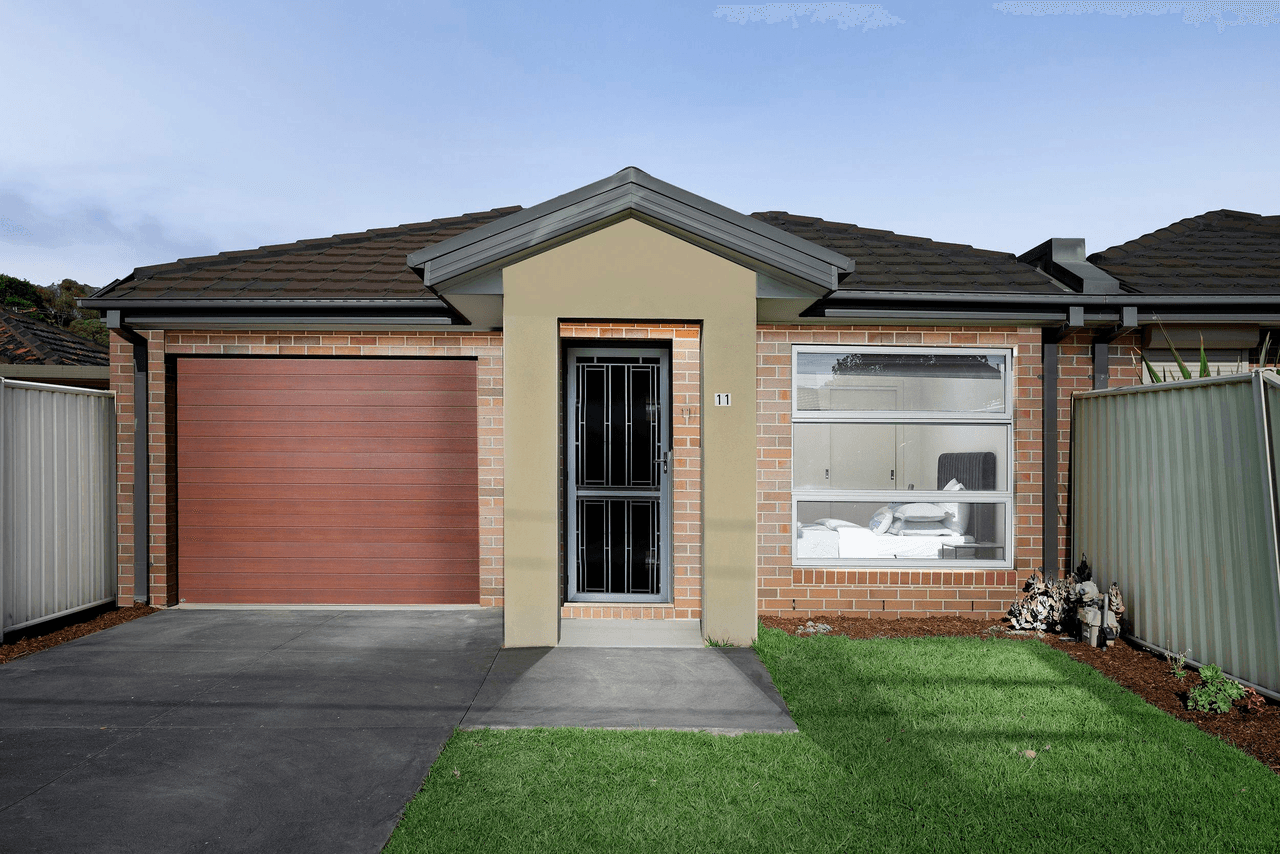 11 Intervale Drive, Avondale Heights, VIC 3034