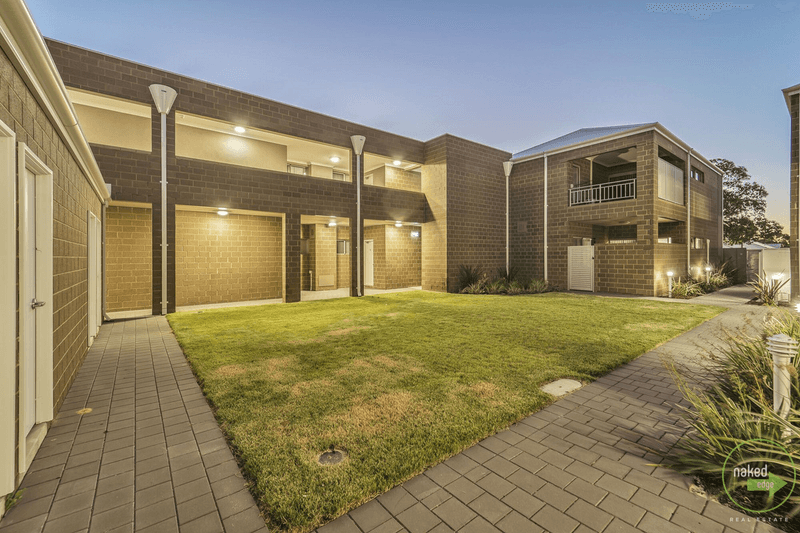 13/8 Blackburn Street, Maddington, WA 6109