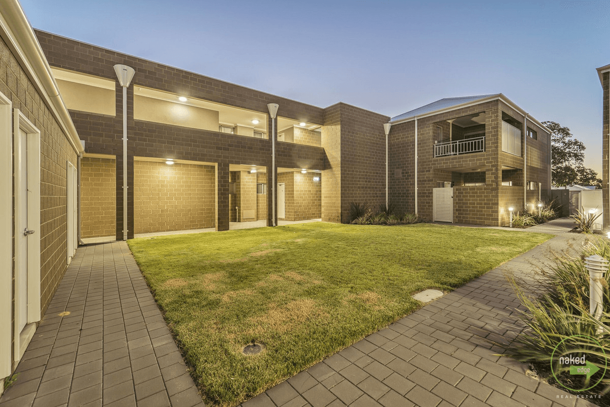 13/8 Blackburn Street, Maddington, WA 6109