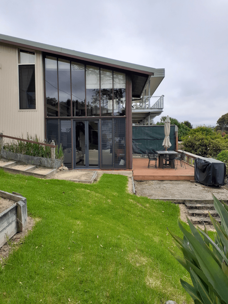 32, 34-36 Karbeethong Avenue, MALLACOOTA, VIC 3892