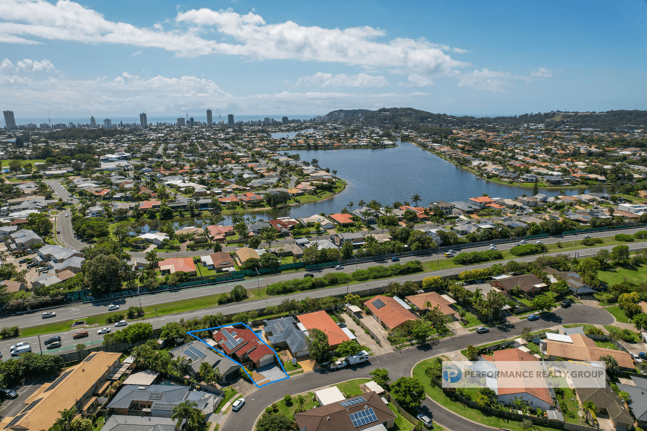 32 MOJAVE Drive, BURLEIGH WATERS, QLD 4220