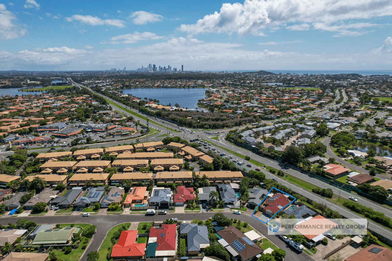 32 MOJAVE Drive, BURLEIGH WATERS, QLD 4220