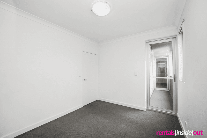 1/8 Una Street, HARRIS PARK, NSW 2150