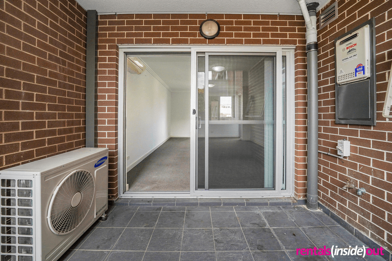 1/8 Una Street, HARRIS PARK, NSW 2150