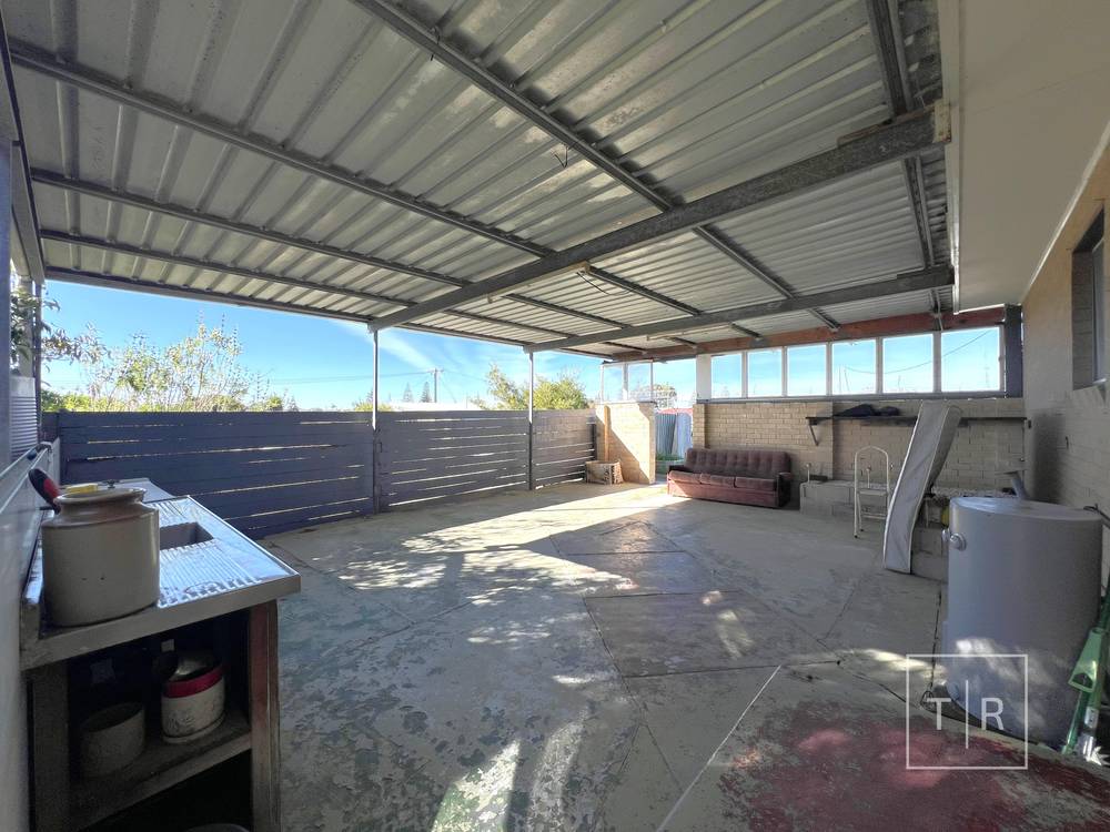 100 Burton Road, CASTLETOWN, WA 6450