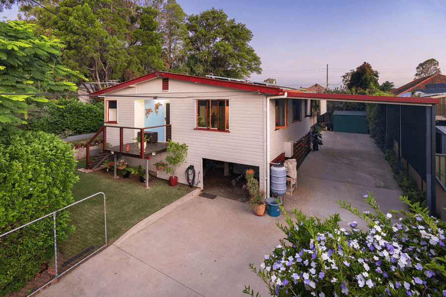 25  Roby Street, WYNNUM, QLD 4178