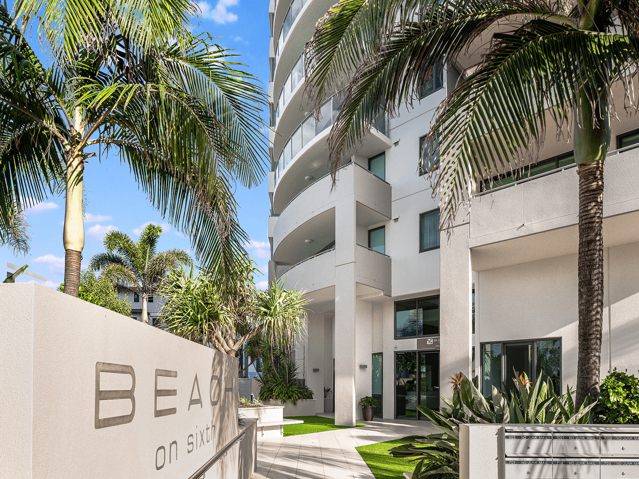 201/61-65 Sixth Avenue, MAROOCHYDORE, QLD 4558